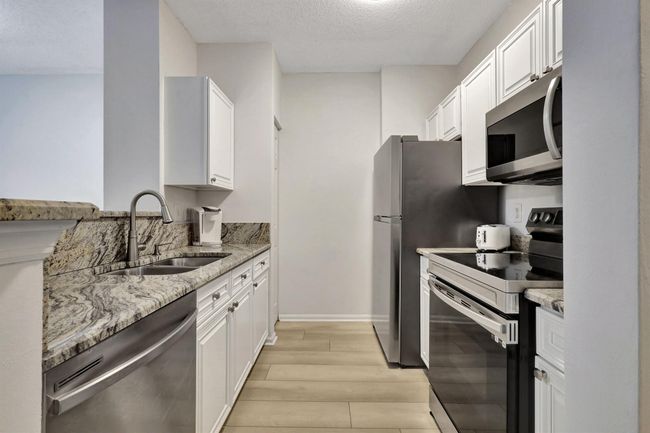 APT-223 - 630 S Sapodilla Ave, Condo with 1 bedrooms, 1 bathrooms and null parking in West Palm Beach FL | Image 4
