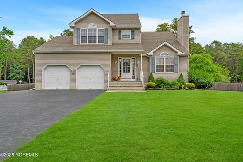 9 Marybeth Ct, Jackson, NJ, 08527-4207 | Card Image