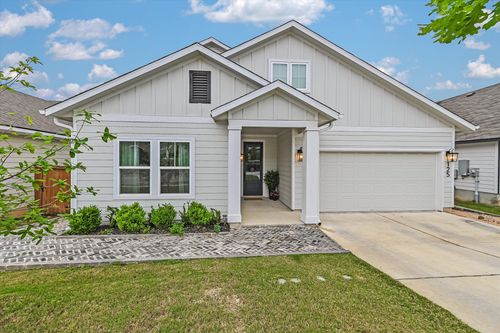 125 Broken Oak Dr, Liberty Hill, TX, 78642-4922 | Card Image