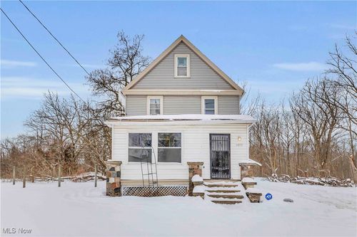 1853 West Ave, Elyria, OH, 44035-7645 | Card Image