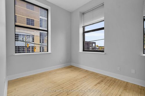 201-330 Clarence St, London, ON, N6A6H6 | Card Image