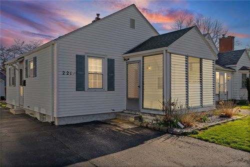 221 Florence Ave, Greece, NY, 14616-4534 | Card Image