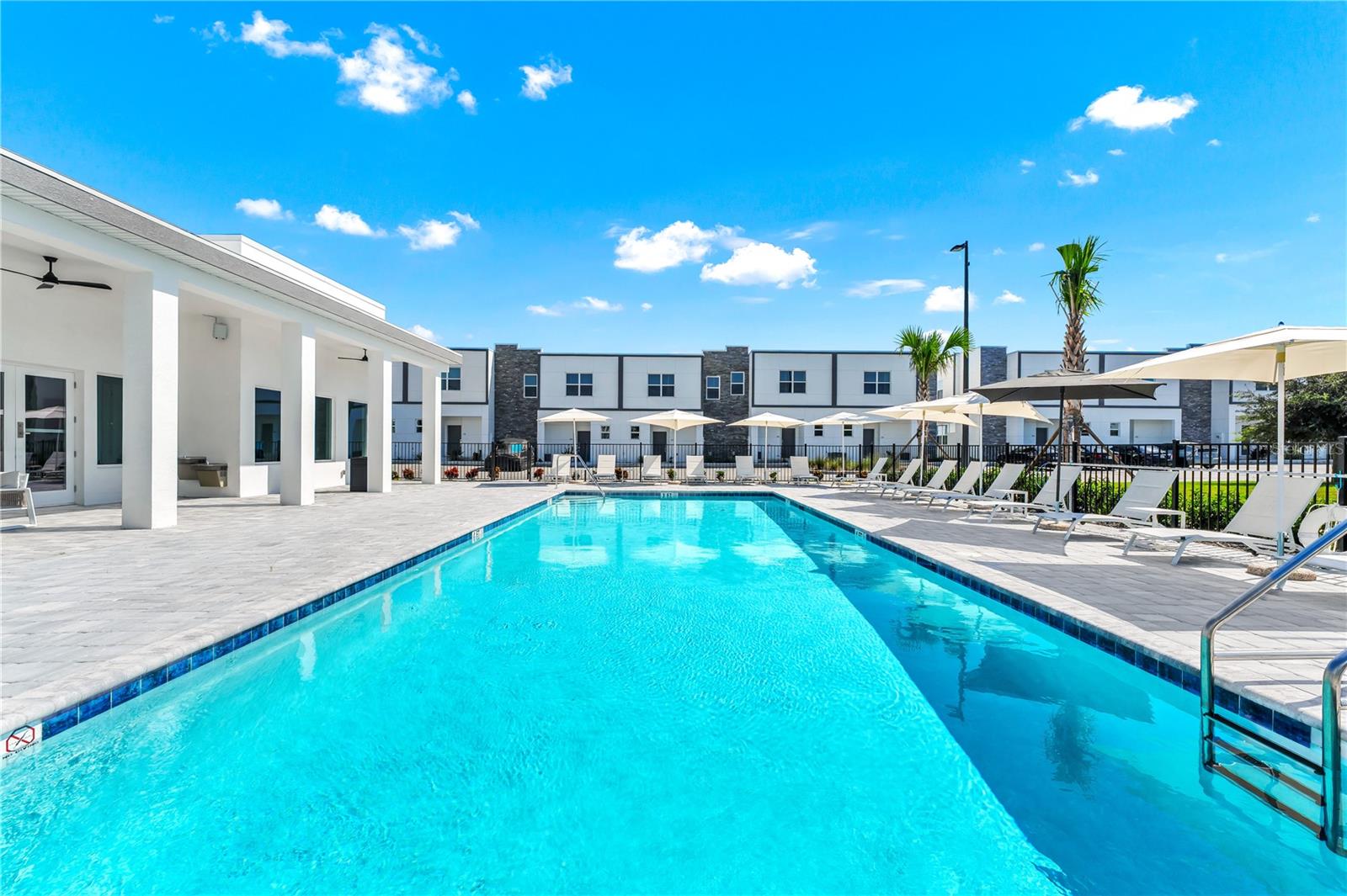 Residential Lease in DAVENPORT 3