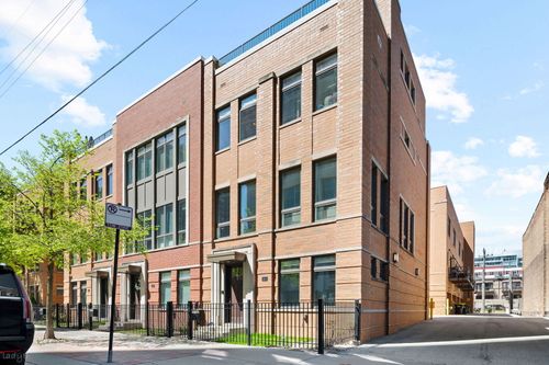 1626 S Prairie Avenue, Chicago, IL, 60616 | Card Image