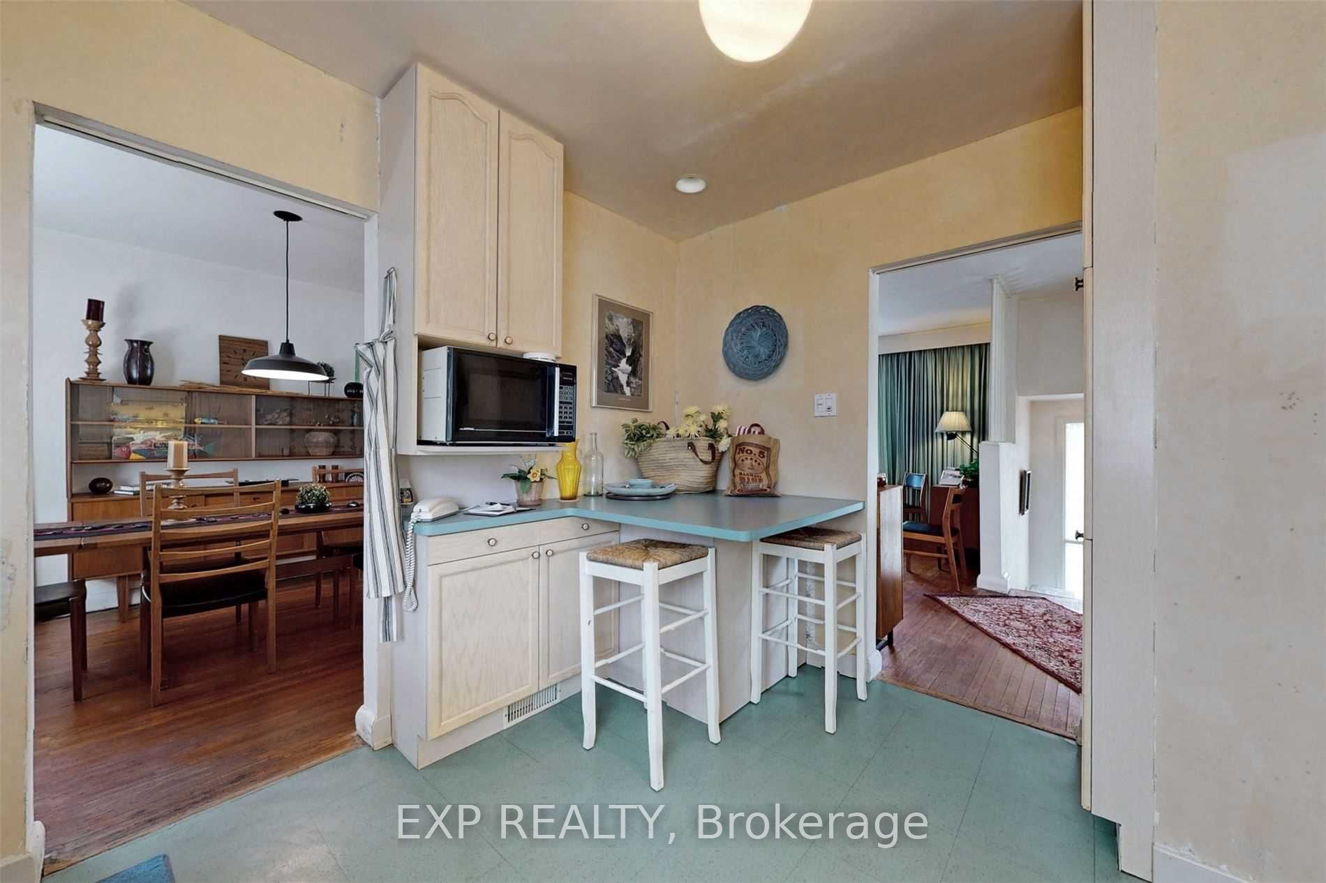 Residential Lease in Toronto C13 3
