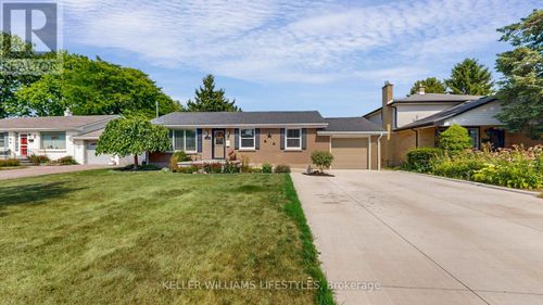 380 Regal Drive, London East (East A), ON, N5Y1J7 | Card Image