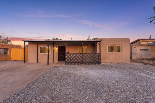 2507 Alvarado Dr Ne, Albuquerque, NM, 87110-4021 | Card Image