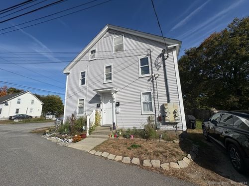 21 Union St, Moosup, CT, 06354-1529 | Card Image