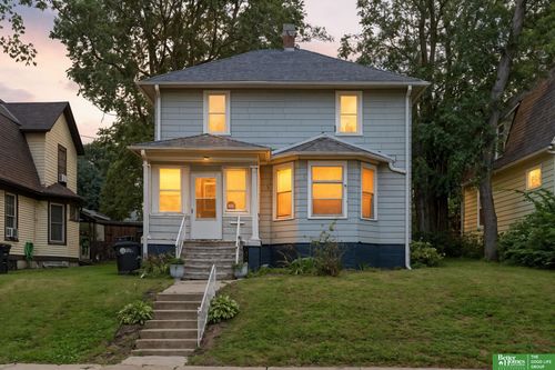3318 Myrtle Ave, Omaha, NE, 68131-1347 | Card Image