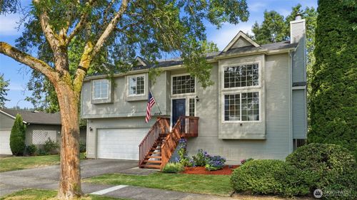 15374 Heintz Ave Se, Monroe, WA, 98272-1631 | Card Image