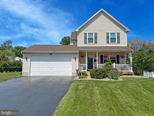 218 Waterford Way, Garnet Valley, PA, 19060-2414 | Card Image
