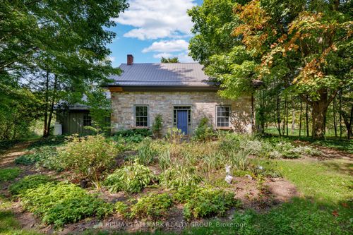 30 Ballycanoe Rd, Mallorytown, ON, K0E1R0 | Card Image