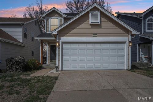 2329 Hunters Crest Dr, Wildwood, MO, 63038-1552 | Card Image