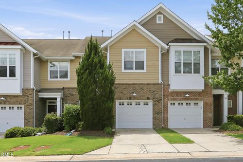 9137 Wooden Rd, Raleigh, NC, 27617-8202 | Card Image
