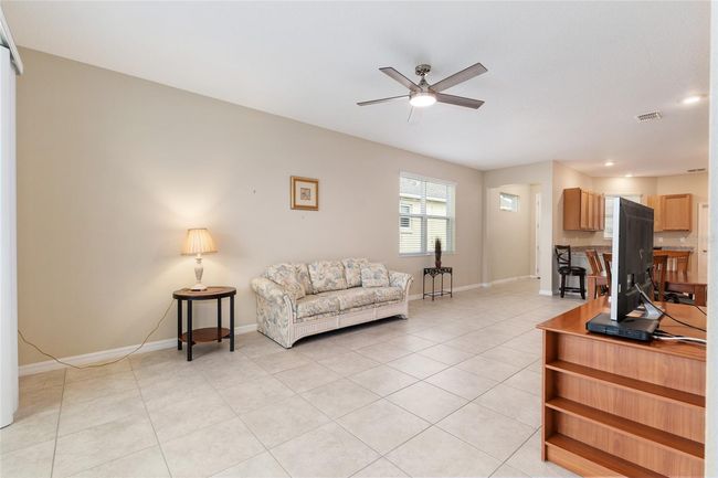 9820 Sw 99 Th Loop, House other with 2 bedrooms, 2 bathrooms and null parking in Ocala FL | Image 13