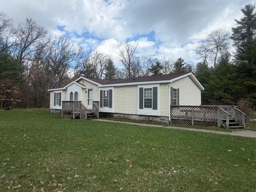 6136 S Poplar Avenue, Newaygo, MI, 49337 | Card Image