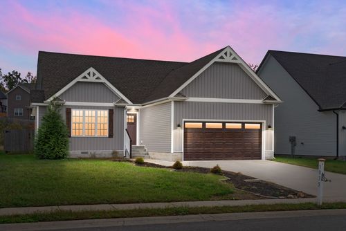 3035 Core Dr, Clarksville, TN, 37040-2843 | Card Image