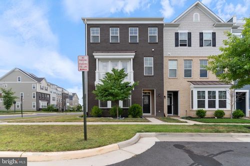 1460 Meadowlark Glen Rd, DUMFRIES, VA, 22026-3081 | Card Image