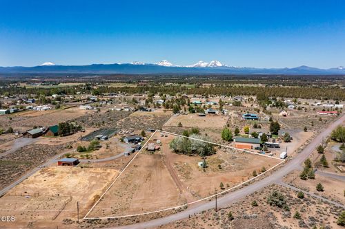 65225 94th St, Bend, OR, 97703-8449 | Card Image