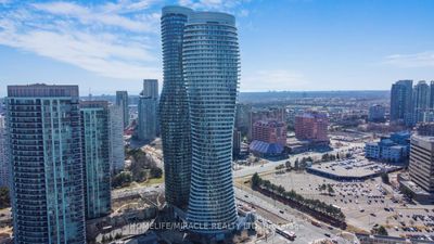 3303 - 80 Absolute Ave, Condo with 3 bedrooms, 2 bathrooms and 2 parking in Mississauga ON | Image 2