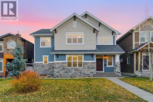 417 29 Ave Nw, Calgary, AB, T2M2M4 | Card Image