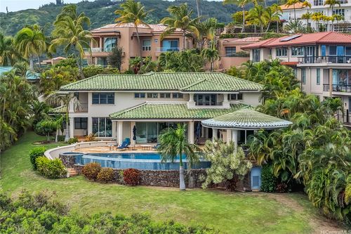 525 Moaniala St, Honolulu, HI, 96821-2570 | Card Image
