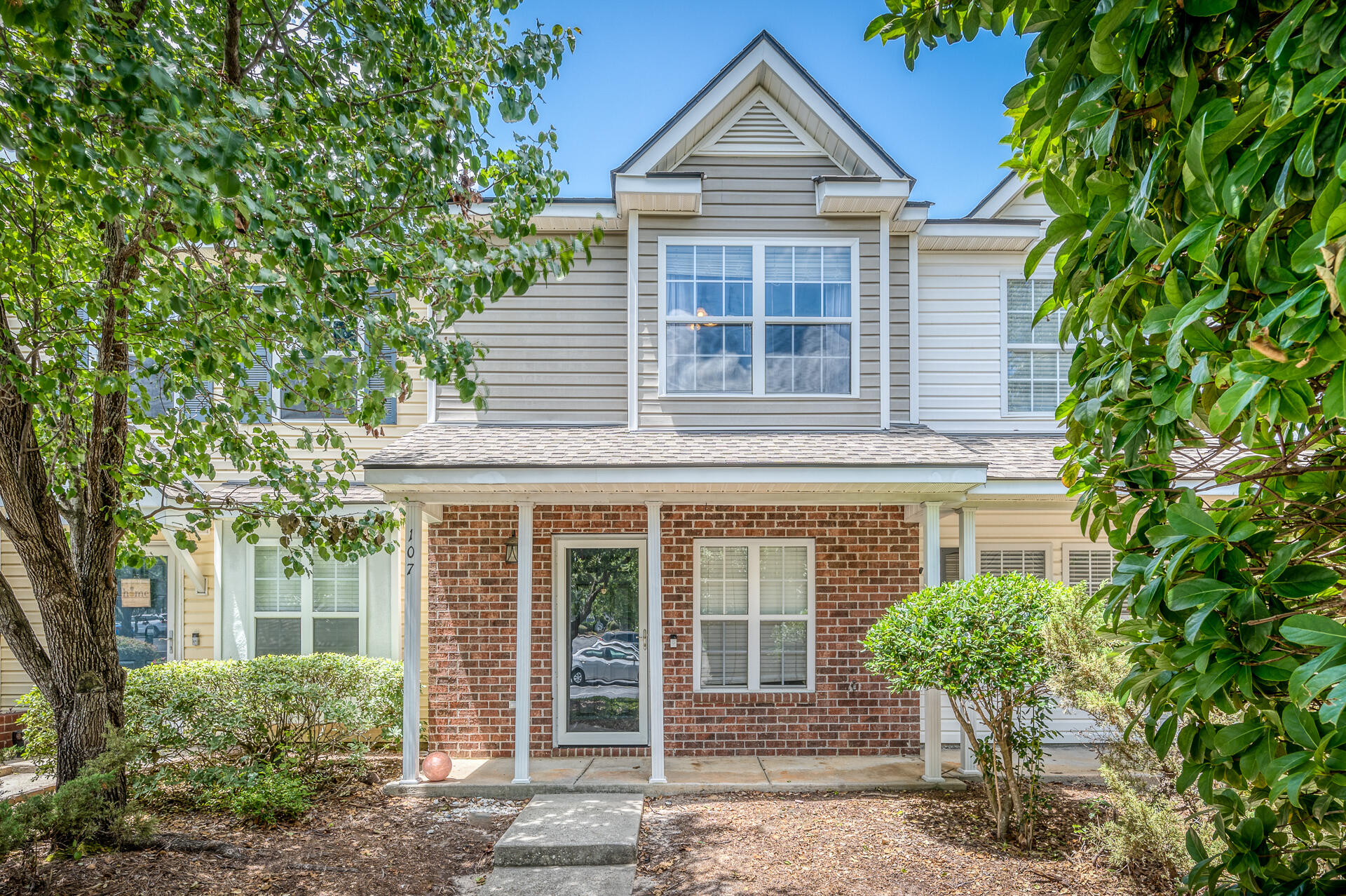 Macy Cir, Goose Creek, SC 29445