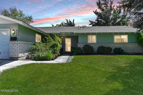 1517 Appaloosa Ct, Carson City, NV, 89701-4403 | Card Image