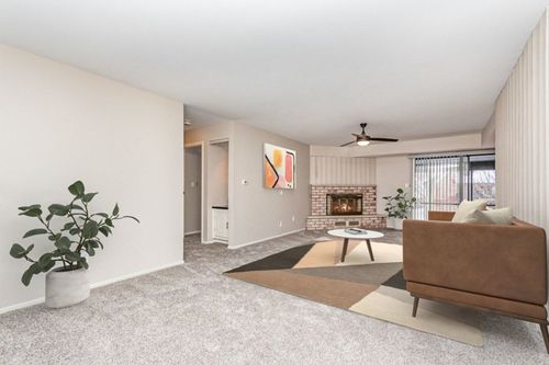 apt-21-740 Saint Andrews Ln, Crystal Lake, IL, 60014-7041 | Card Image