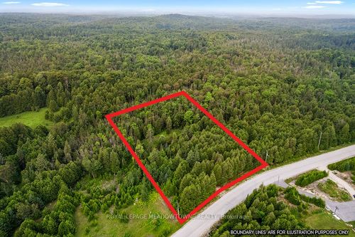 126 Highland Dr, West Grey, ON, N0C1H0 | Card Image