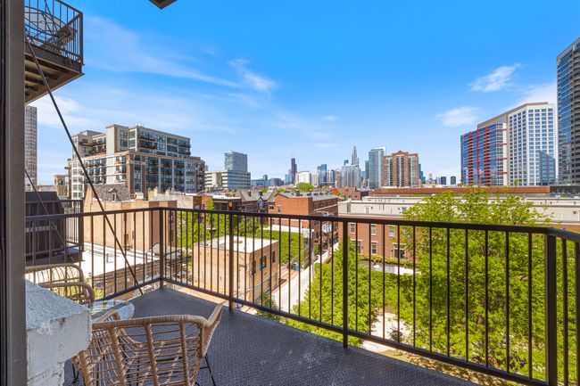 UNIT-402 - 320 21 St St, Condo with 1 bedrooms, 1 bathrooms and 1 parking in CHICAGO IL | Image 16