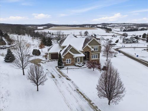 3403 Whistling Wind Way Way, Windsor, WI, 53590 | Card Image