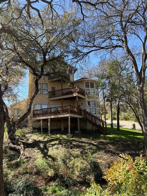 501 Westbrook Dr, Austin, TX, 78746-5439 | Card Image