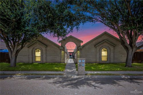 1805 S Linden St, Pharr, TX, 78577-7171 | Card Image