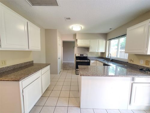 3323 Green Fields Dr, Sugar Land, TX, 77479-1840 | Card Image