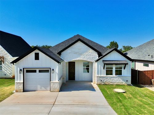 5608 San Jacinto Dr, Granbury, TX, 76048-6546 | Card Image