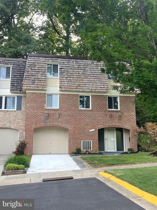 19052 Capehart Dr, MONTGOMERY VILLAGE, MD, 20886-3935 | Card Image