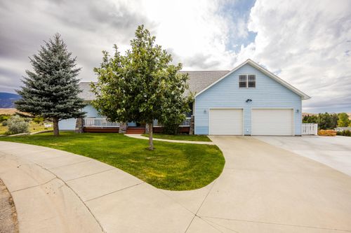 3 Black Mountain Dr, Dayton, WY, 82836-5011 | Card Image