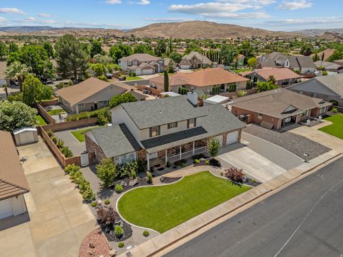 1314 Saint James Ln, St. George, UT, 84790-6746 | Card Image
