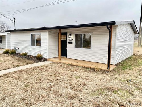 2729 Dale Ave, Granite City, IL, 62040-6011 | Card Image