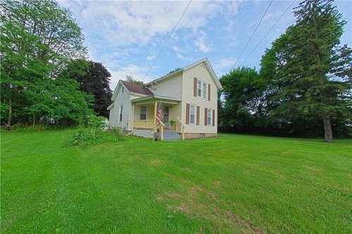 8031 School St, Springwater, NY, 14560-9747 | Card Image