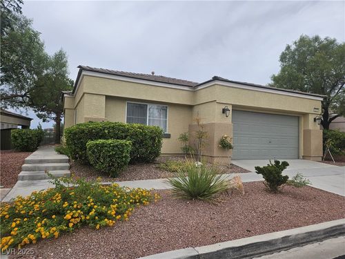 10517 India Hawthorn Ave, Las Vegas, NV, 89144-4486 | Card Image
