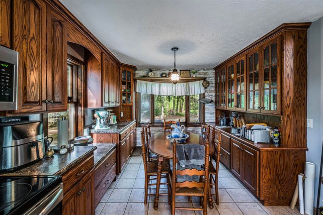620 Sutton Ln, House other with 3 bedrooms, 2 bathrooms and null parking in Beech Creek KY | Image 5