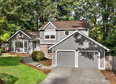 16036 Se 47th Court, House other with 4 bedrooms, 2 bathrooms and 2 parking in Bellevue WA | Image 1