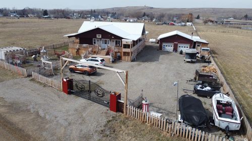 51 N 2 St E, Hill Spring, AB, T0K2R0 | Card Image