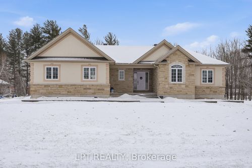 132 Moise-Gendron St, Bourget, ON, K0A1E0 | Card Image