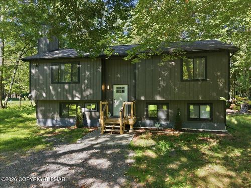95 Meckesville Rd, Albrightsville, PA, 18210-3639 | Card Image