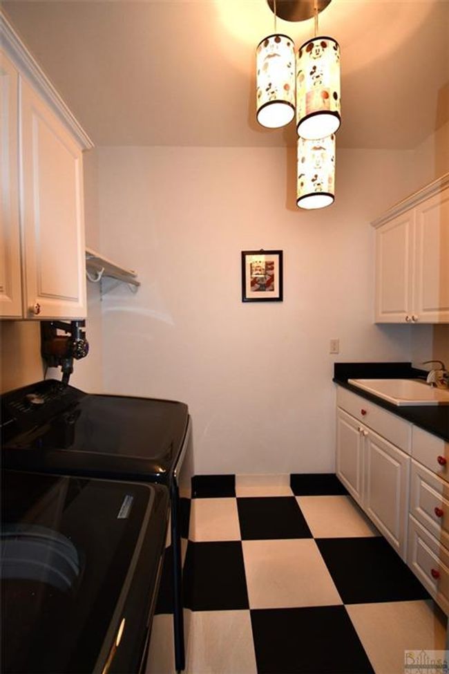 406 Country Club Rd, House other with 6 bedrooms, 5 bathrooms and null parking in Glendive MT | Image 21