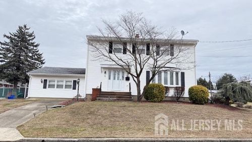 5 Bernadine Street, Sayreville, NJ, 08872 | Card Image