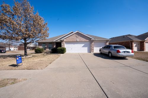 100 Robin Ln, Forney, TX, 75126-4785 | Card Image